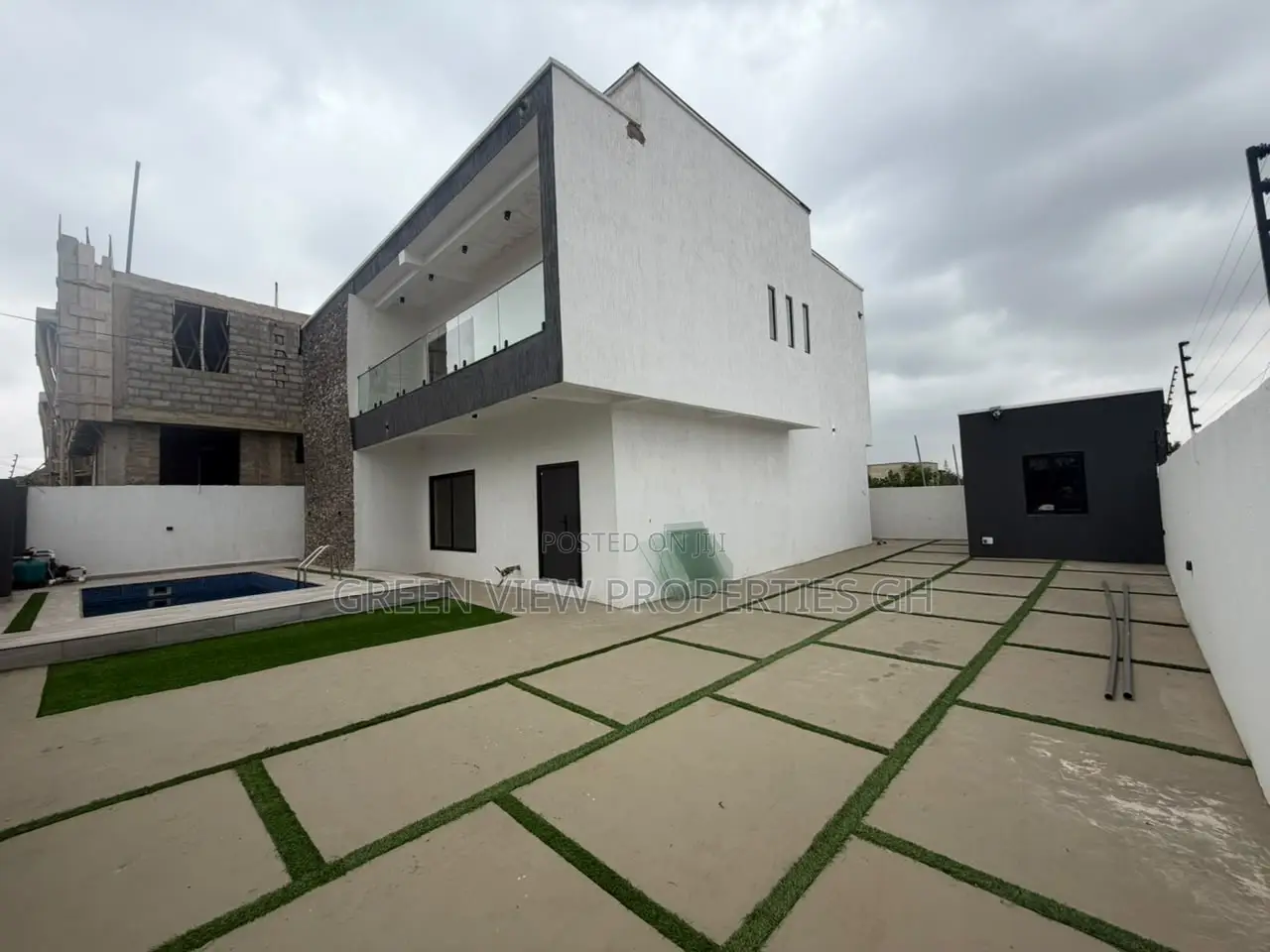 Furnished 4bdrm Duplex in Ashaley Botwe for sale