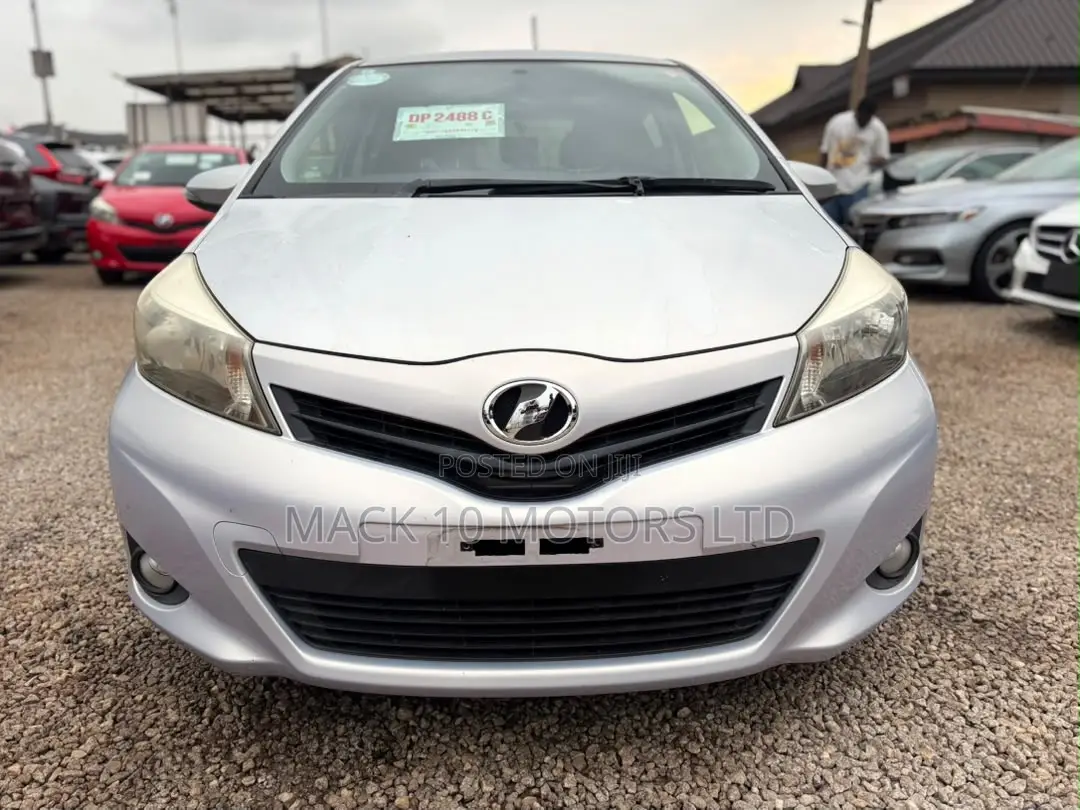 Toyota Vitz 1.5 FWD 3dr 2013
