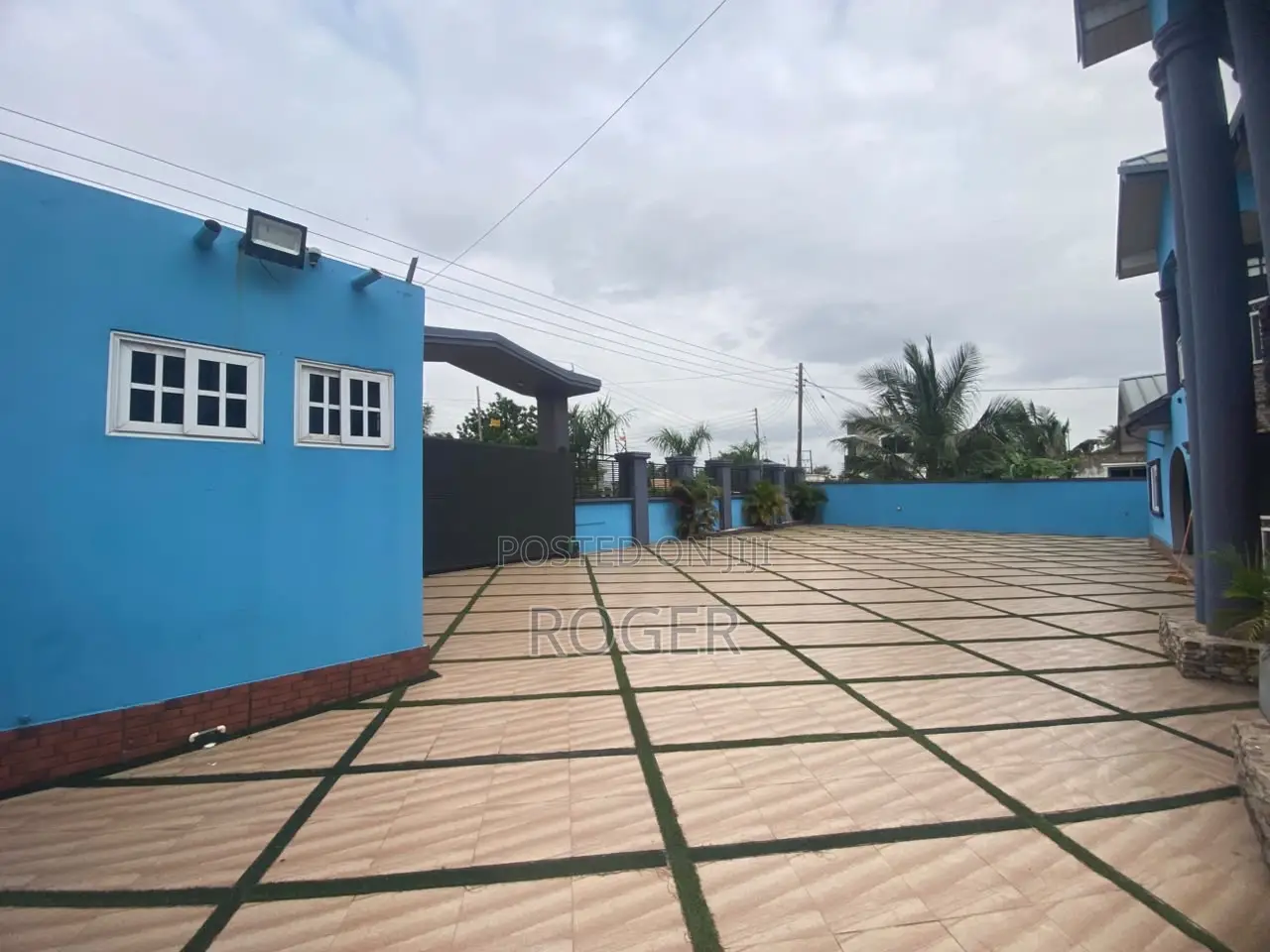 5bdrm House in Haatso for sale