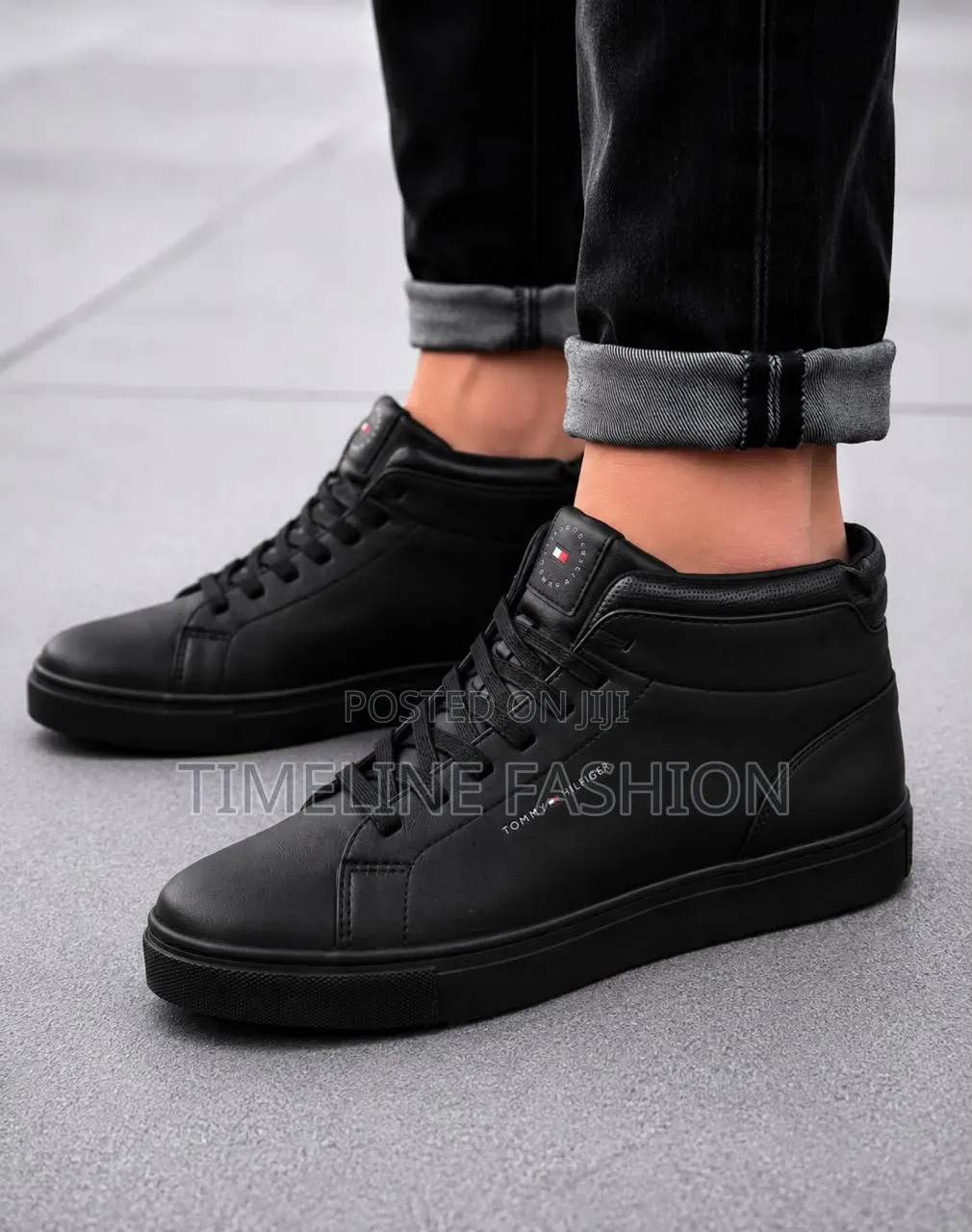 Tommy Hilfiger Classic Men's Black Leather Ankle Boots 
600 Cedis