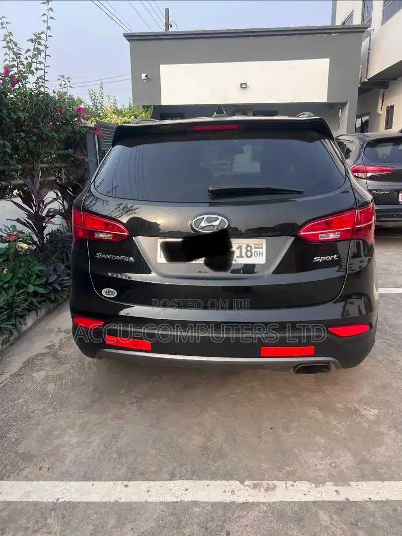 Hyundai Santa Fe 2014 Black