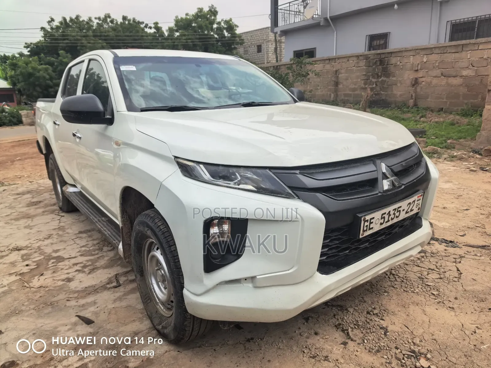 Mitsubishi L200 2022 White