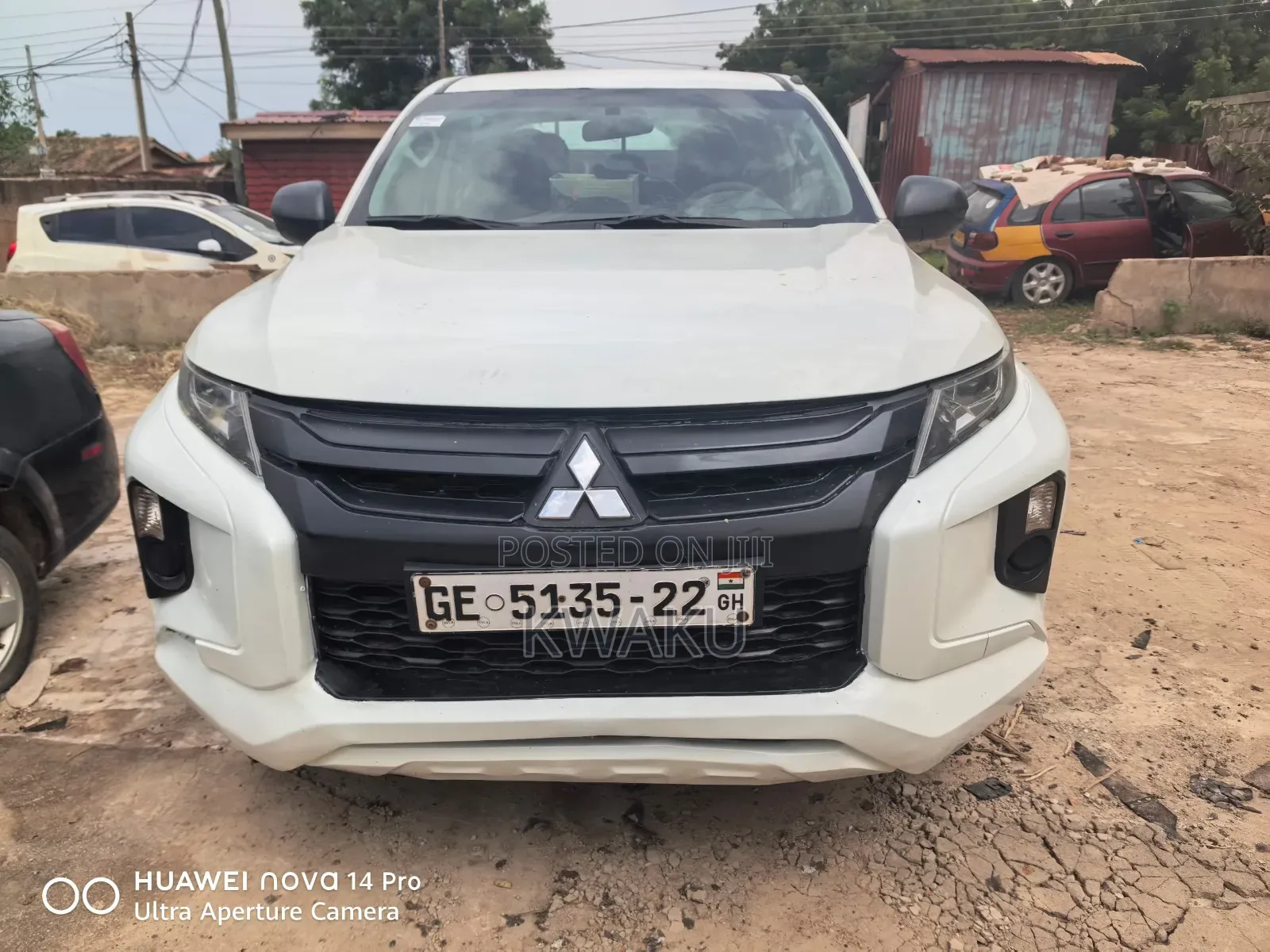 Mitsubishi L200 2022 White