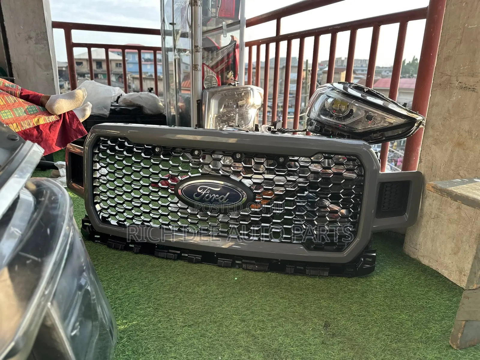 Ford F-150 2018-2020 Grill/Shells F-150 2018, 2019, 2020 Top Shells
