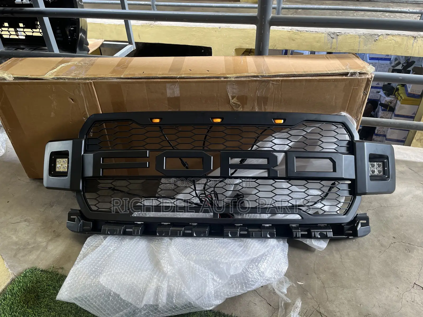 Ford F-150 2018-2020 Grill/Shells F-150 2018, 2019, 2020 Top Shells