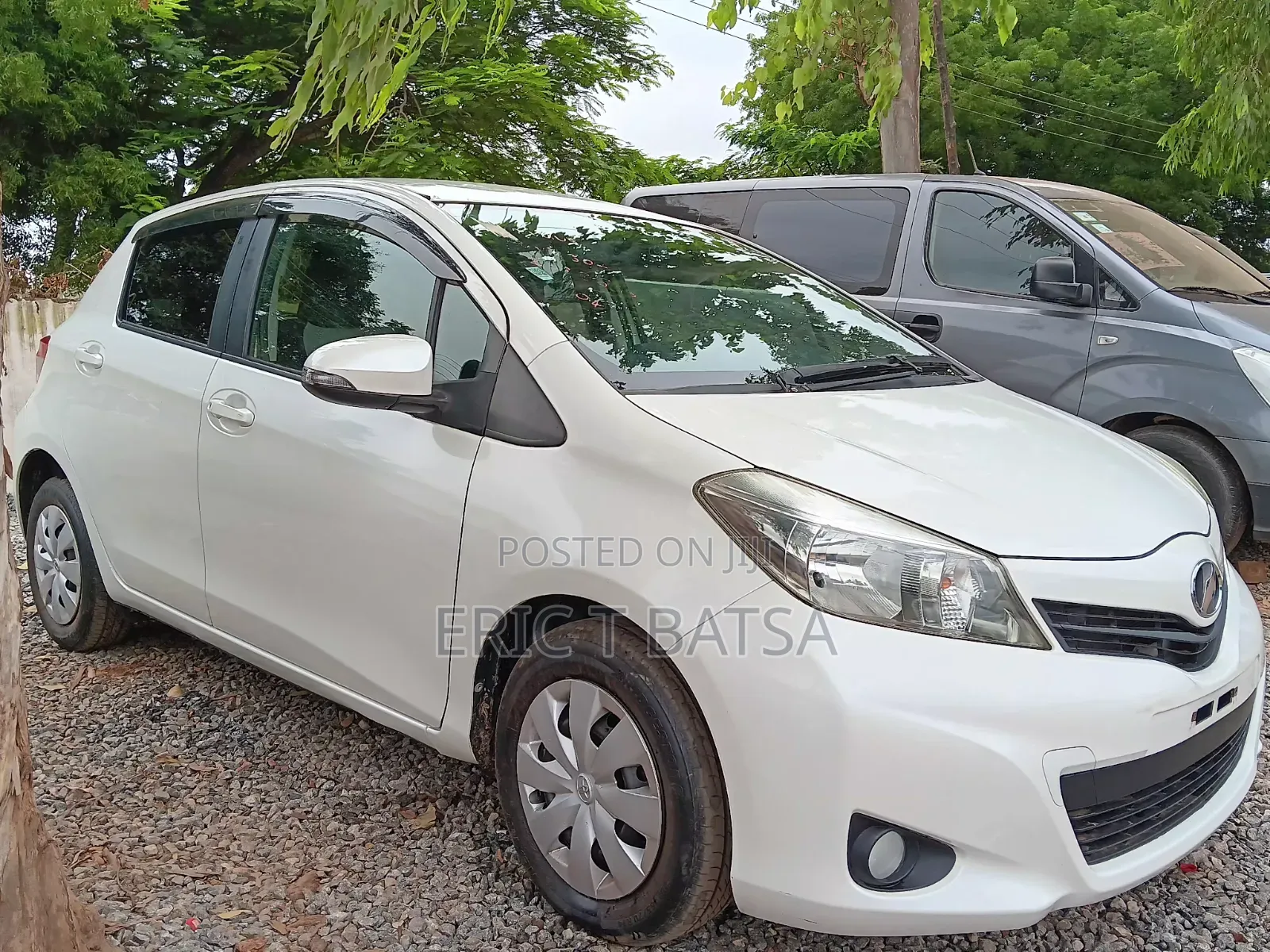 Toyota Vitz 1.3 FWD 3dr 2012 White