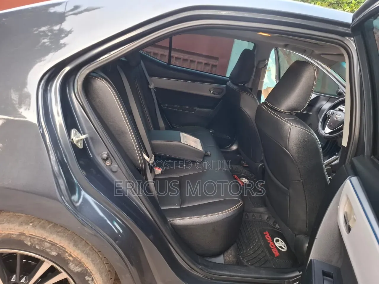Toyota Corolla 2016 Gray