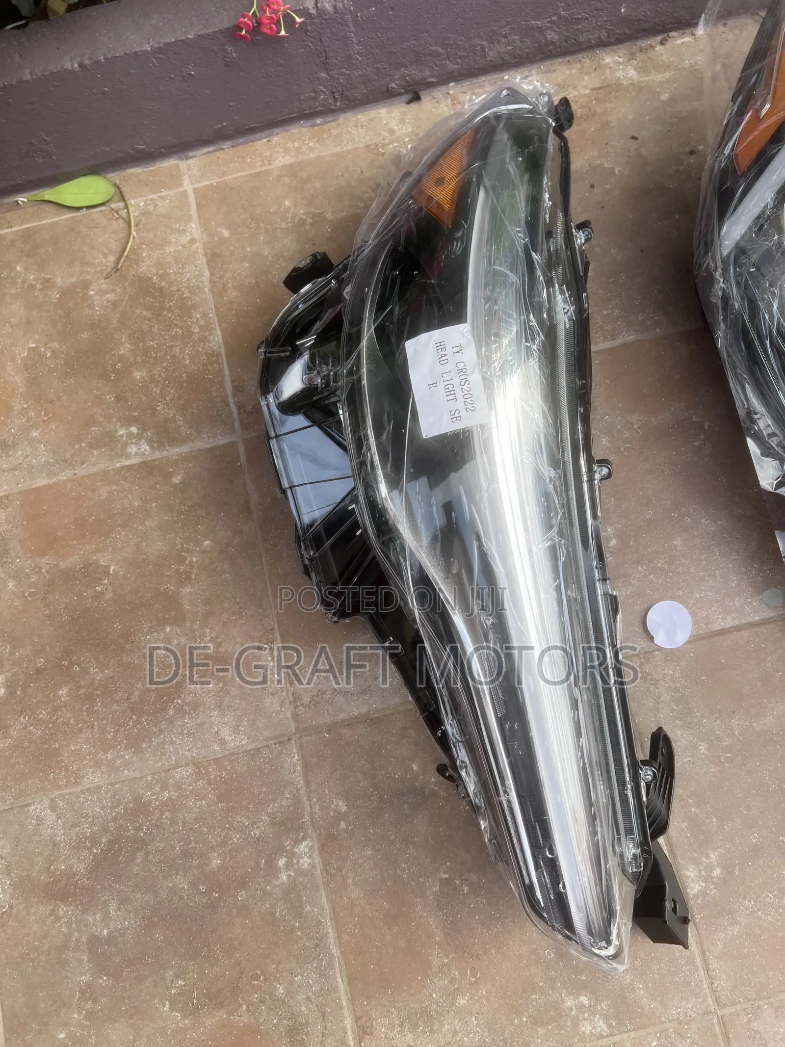 Corolla Cross Headlight SE Pair
