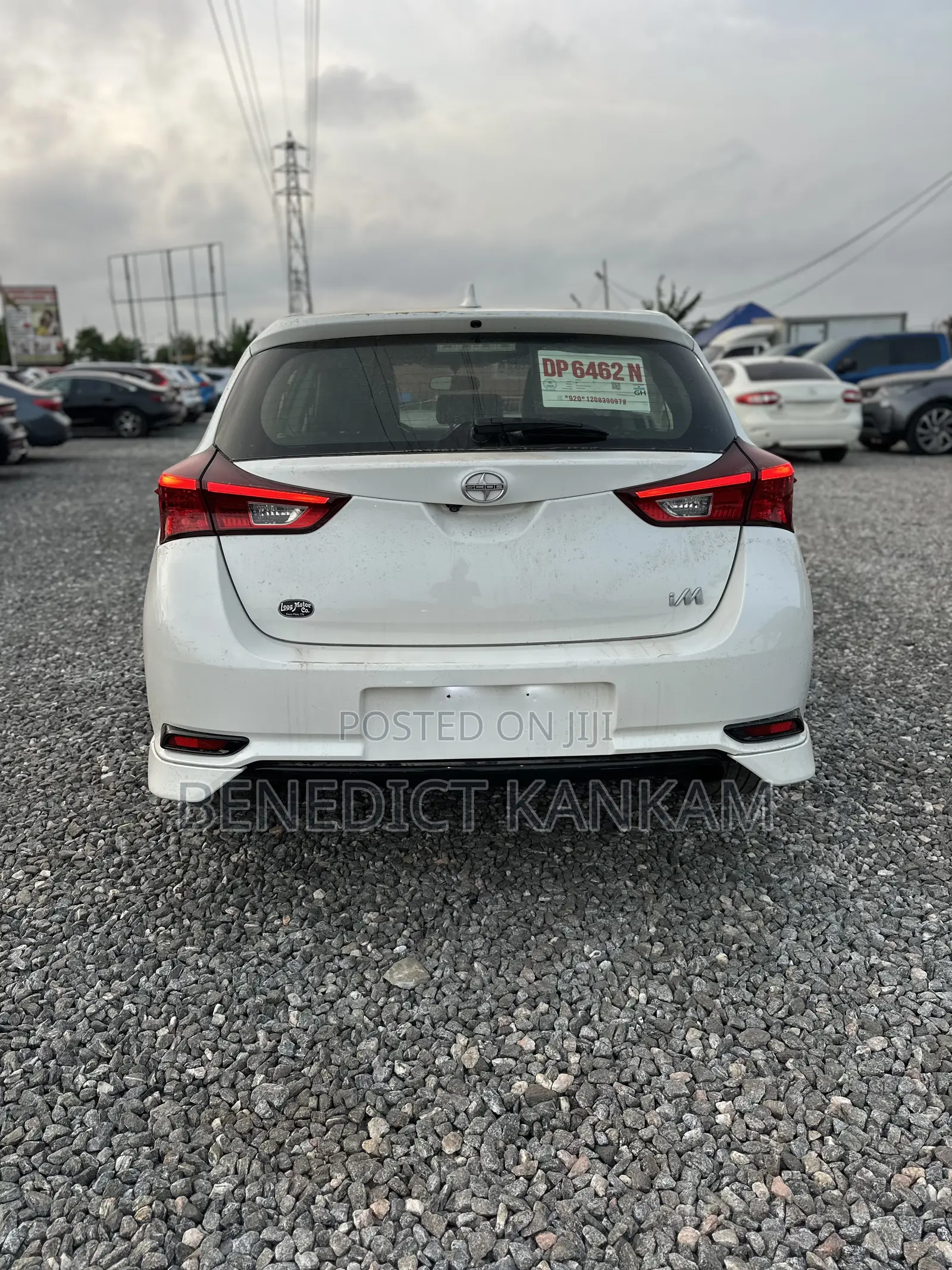 Scion iM 2015 White