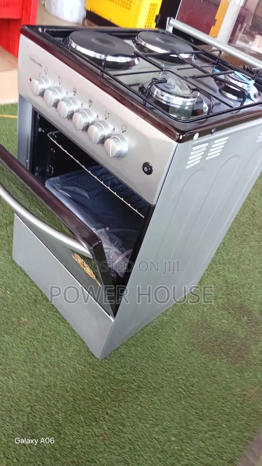 2 Electric 2Gas Cooker With Spacious Oven Perfect for Every Home
