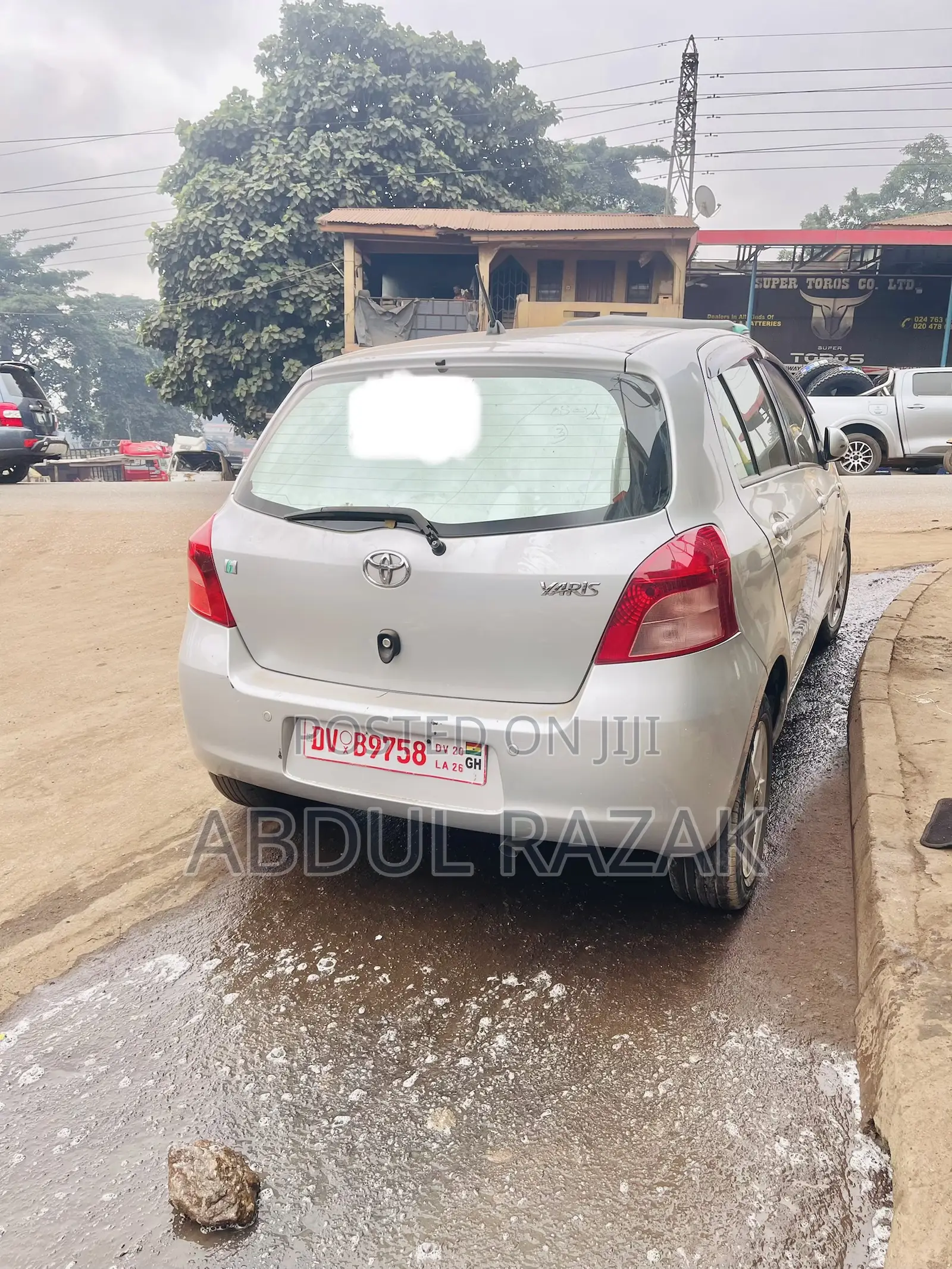 Toyota Yaris 2010 Silver