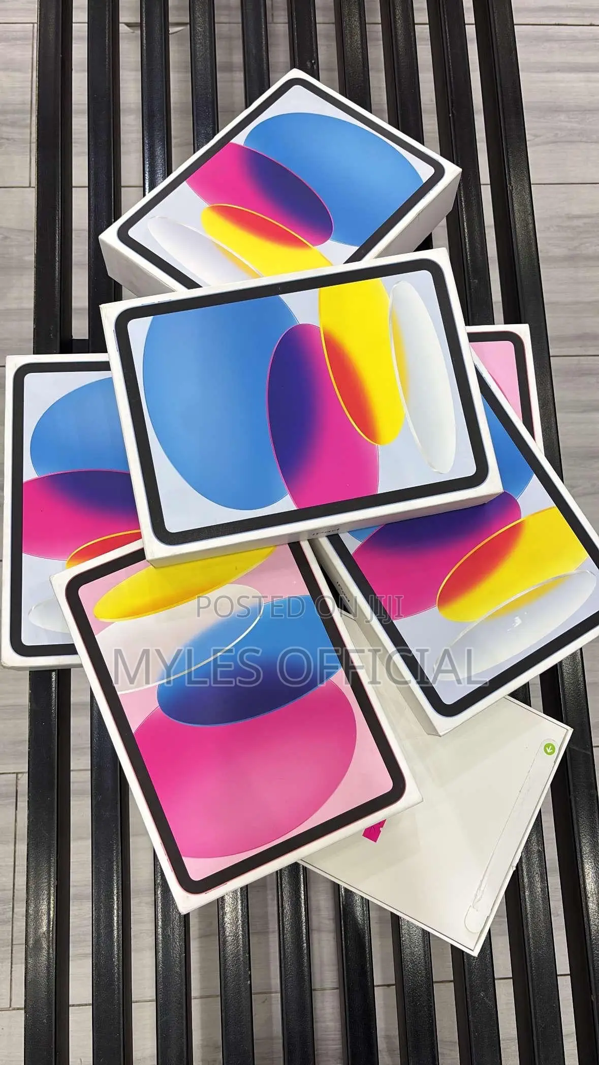 New Apple iPad (2025) 128 GB Silver