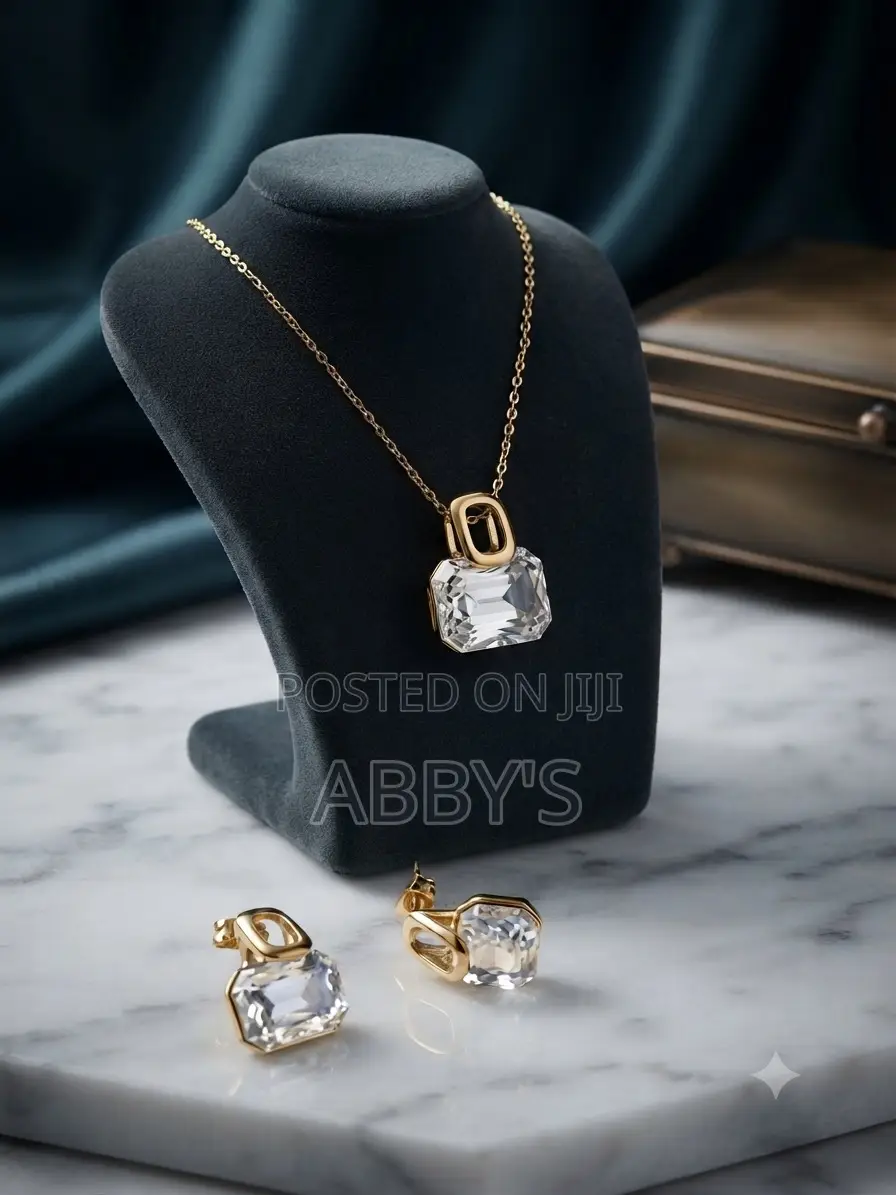 Radiant Emerald 3pcs Jewelry Set