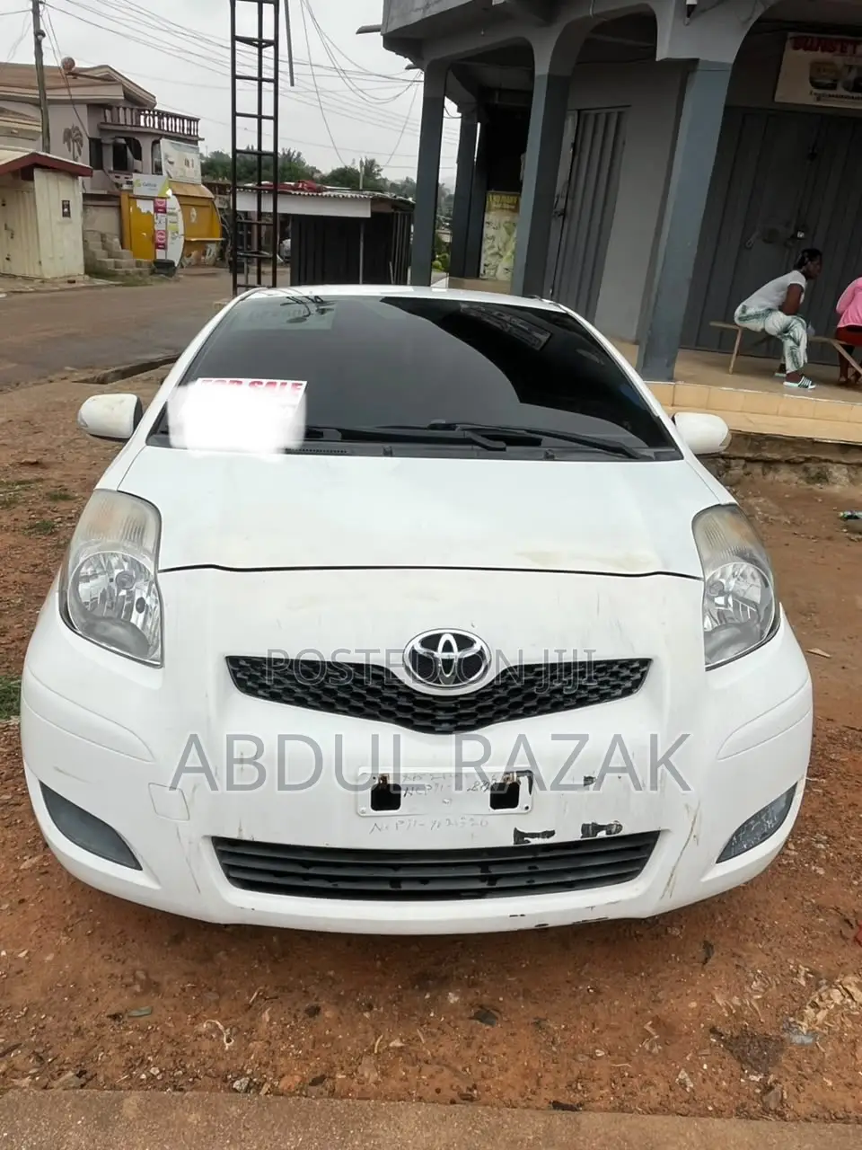 Toyota Yaris 2010 White