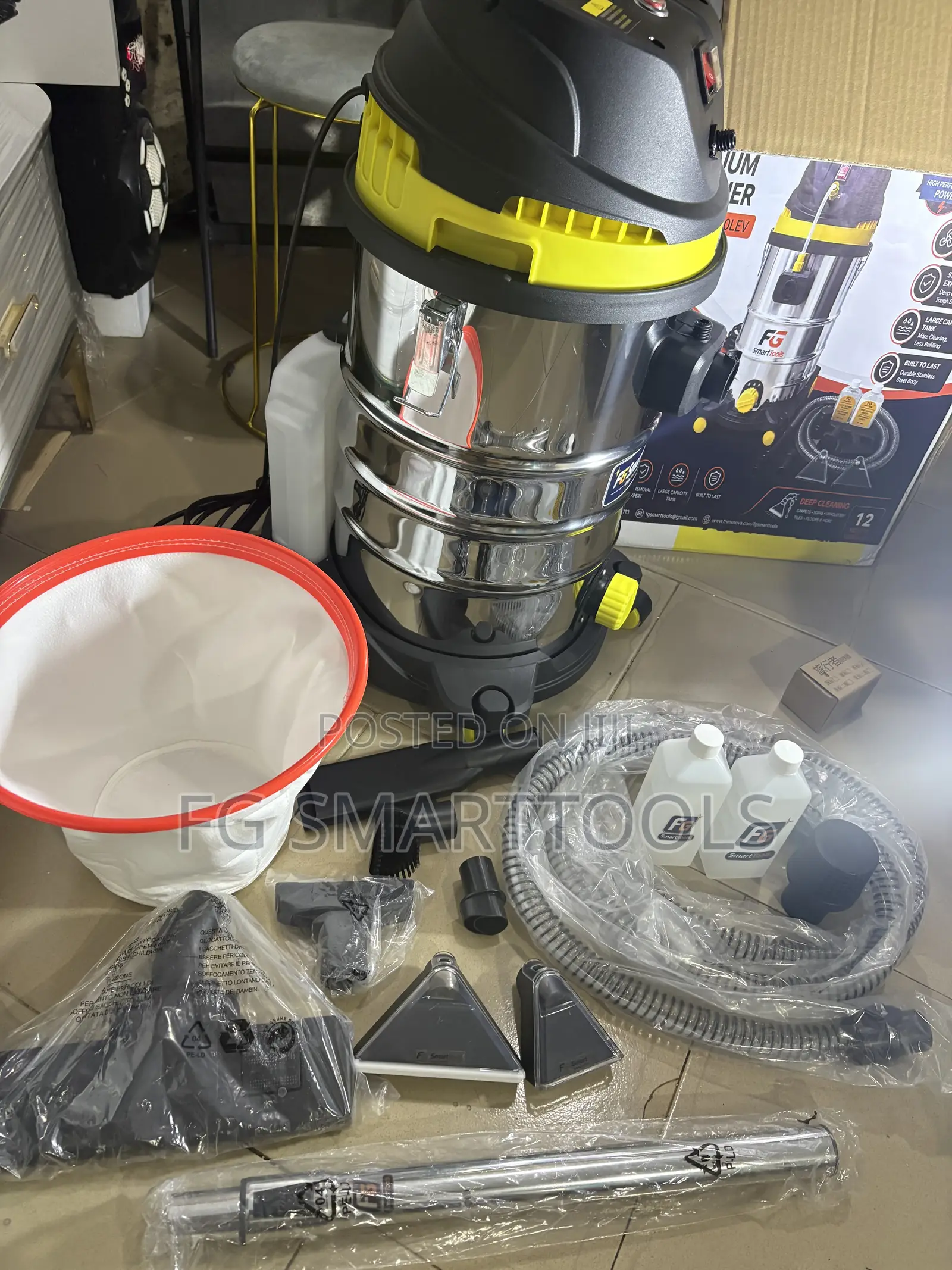 Vacuum Cleaner and Sofa Carpet Cleaner and Extractor