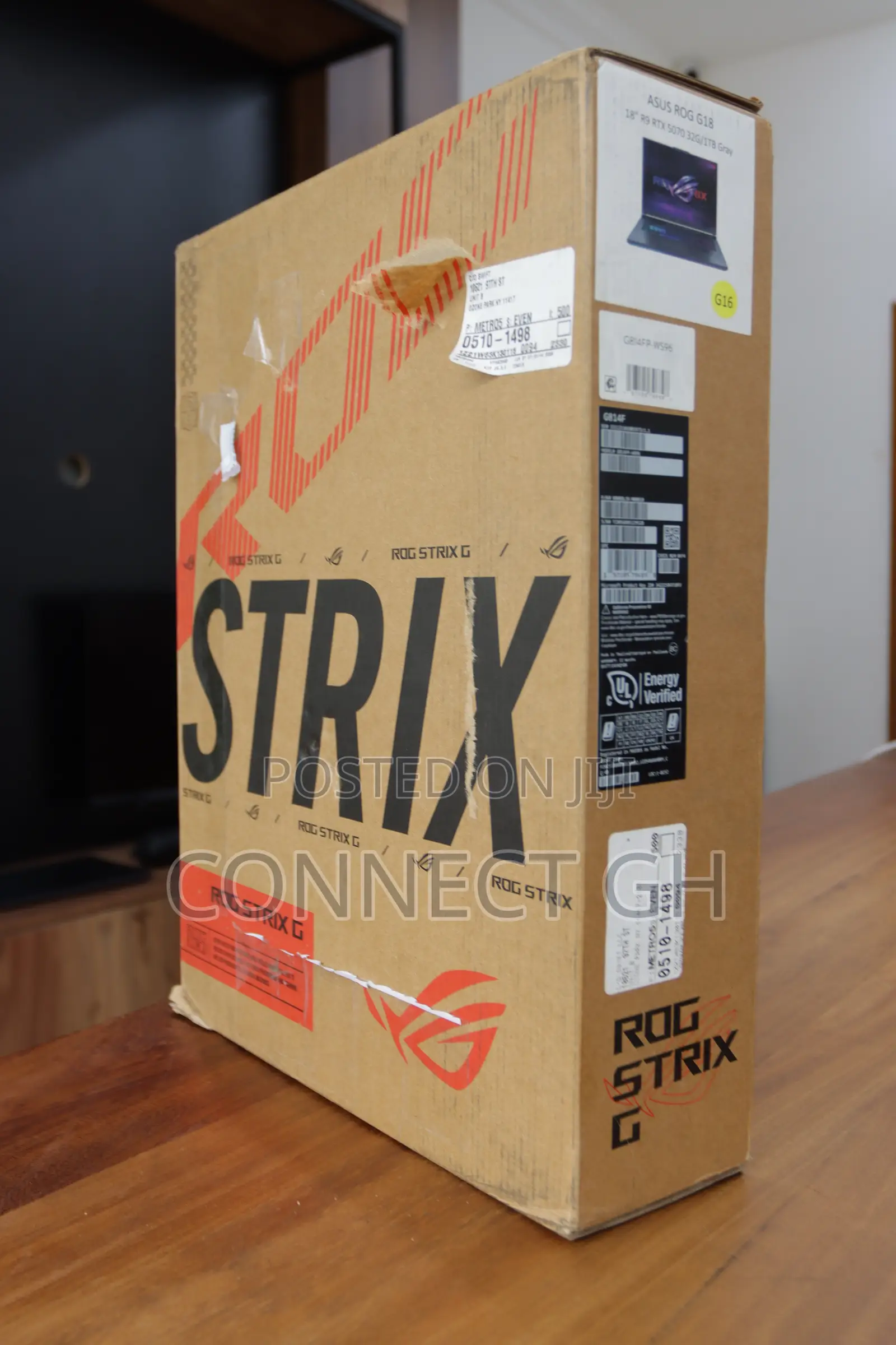 New Laptop Asus ROG Strix G18 32GB AMD Ryzen 9 SSD 1T
