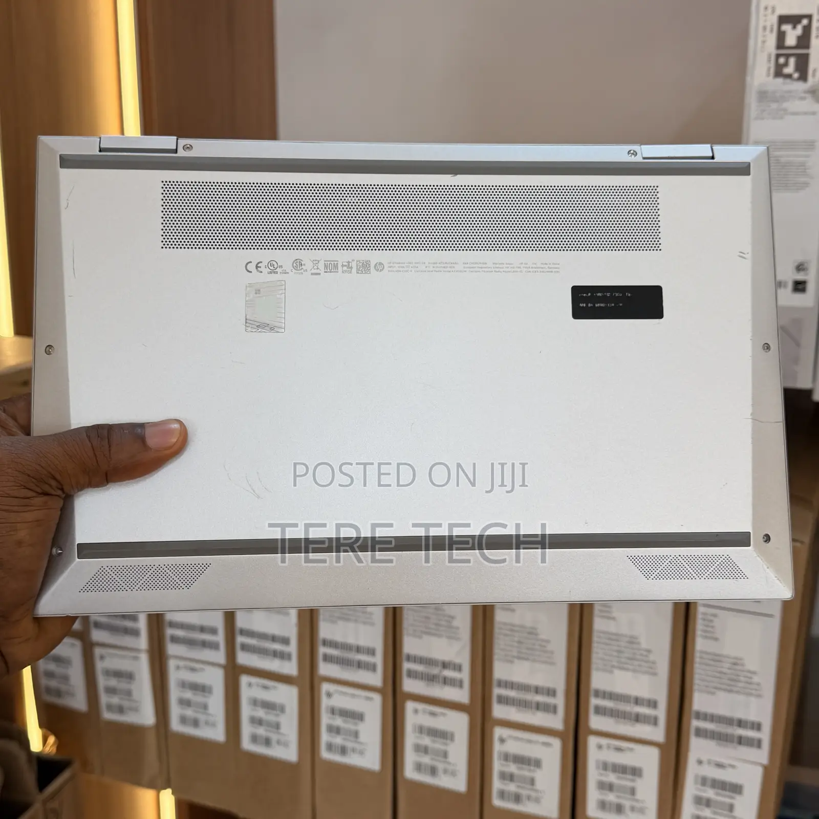 New Laptop HP EliteBook 1040 G8 16GB Intel Core i7 SSD 512GB