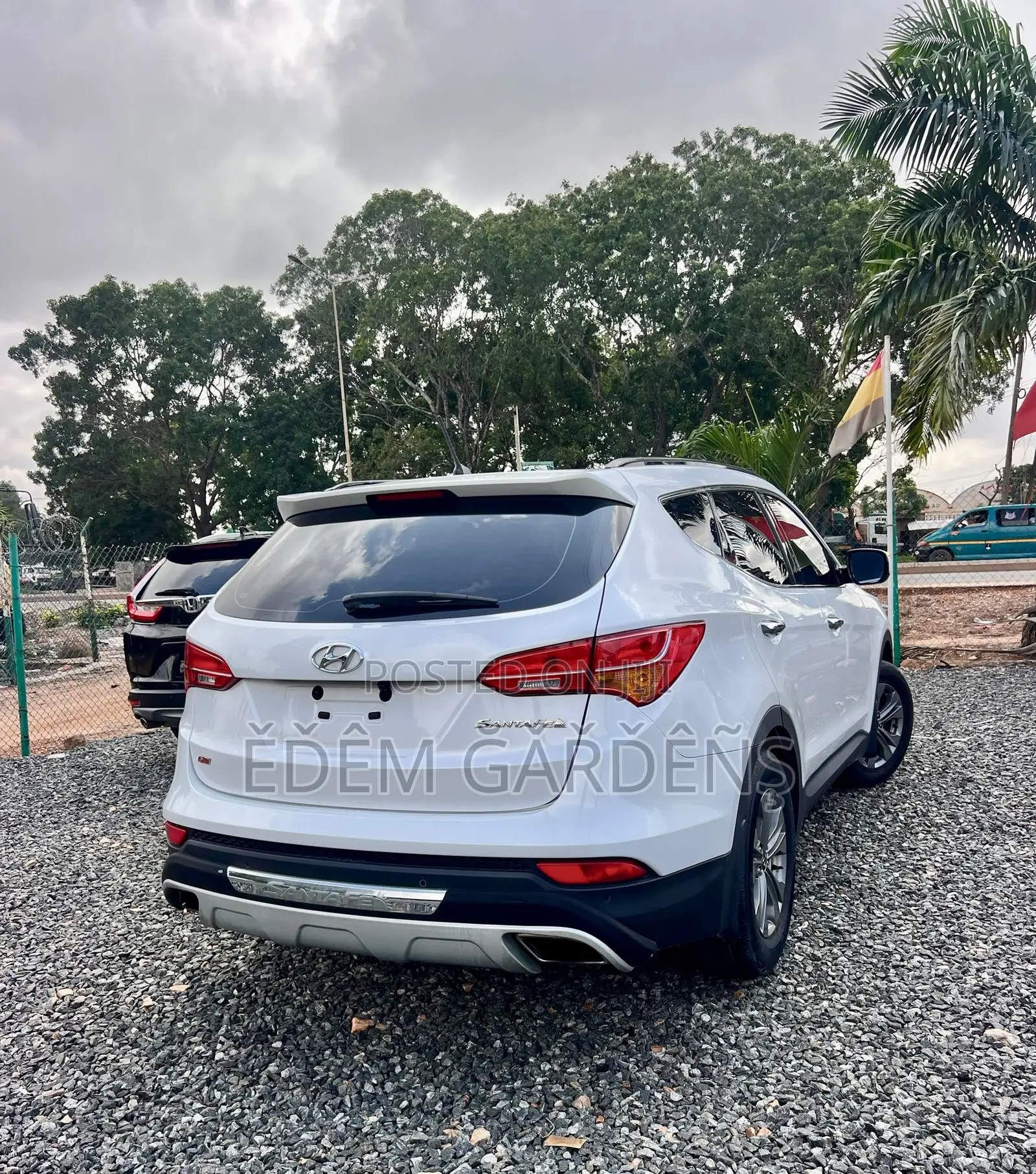 Hyundai Santa Fe 2015 White