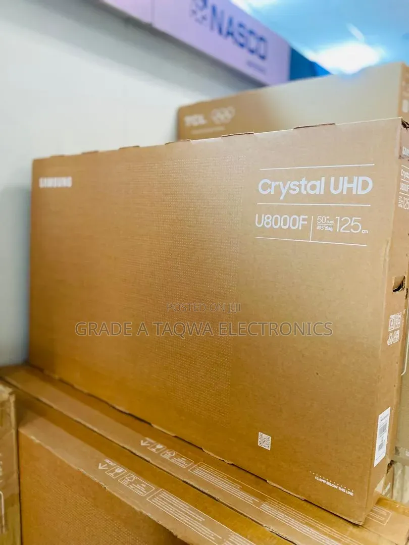 Standard LED Panel Samsung 50-Inch Crystal UHD TV