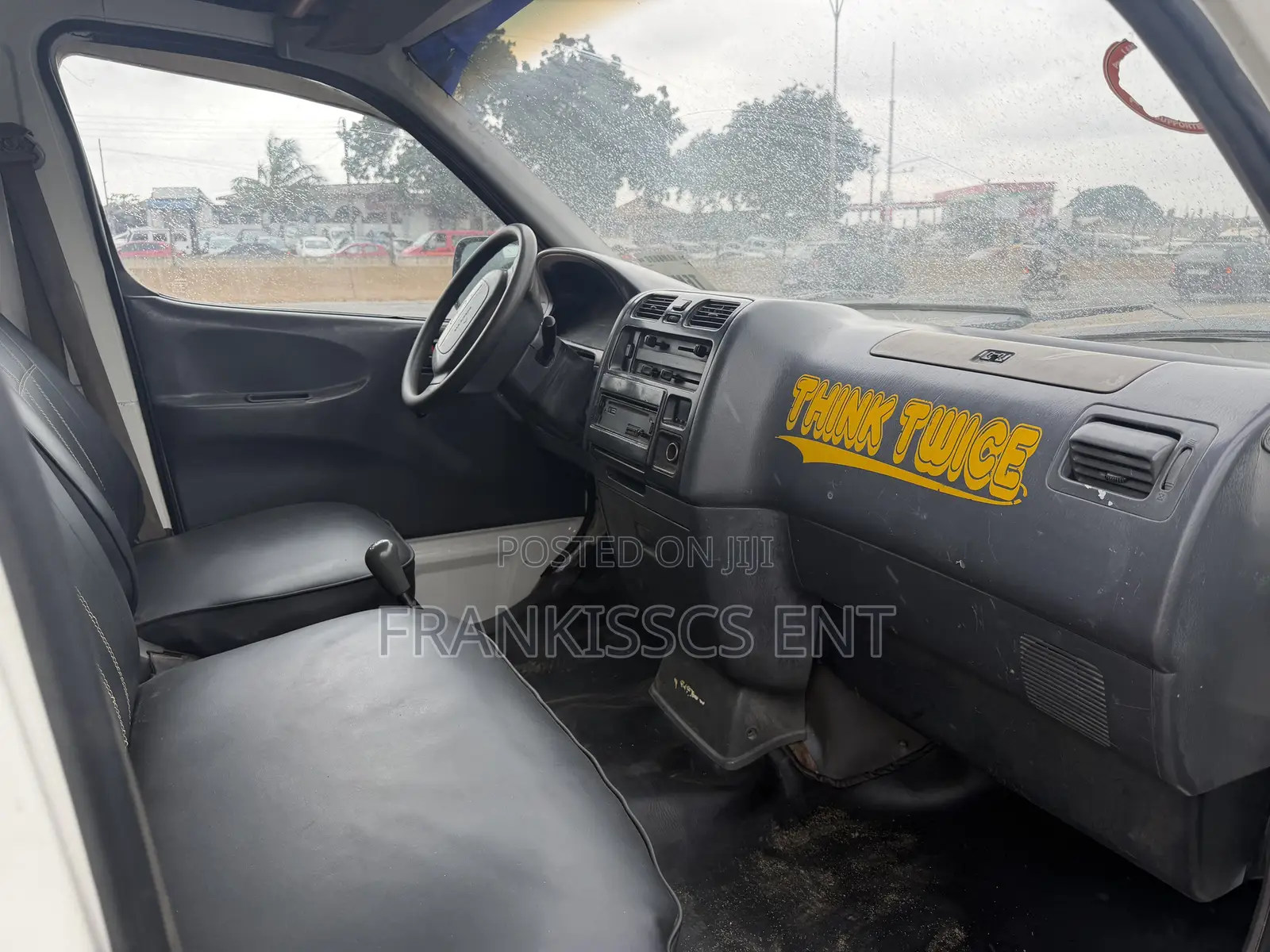 Toyota HiAce 2004 White