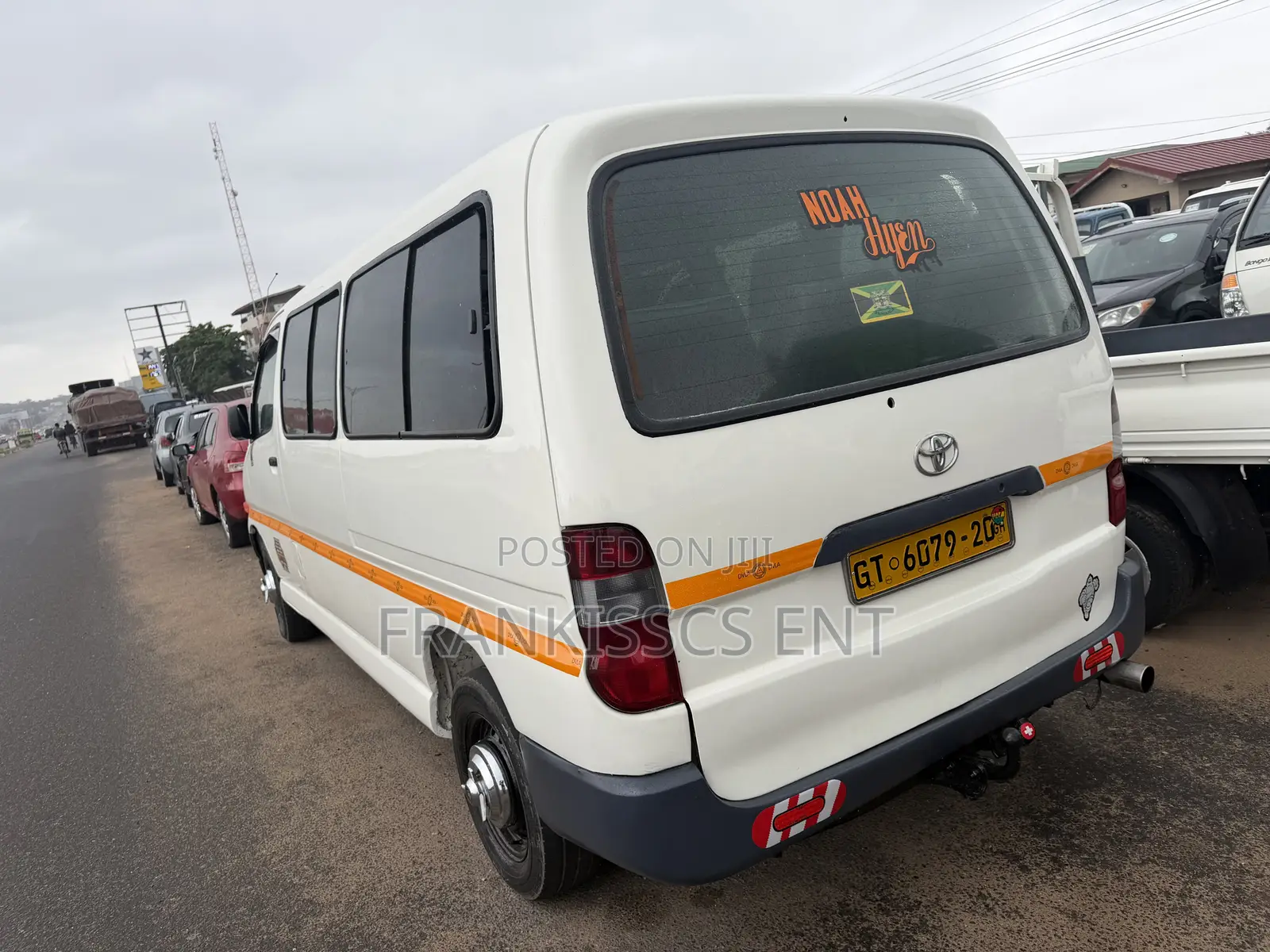 Toyota HiAce 2004 White