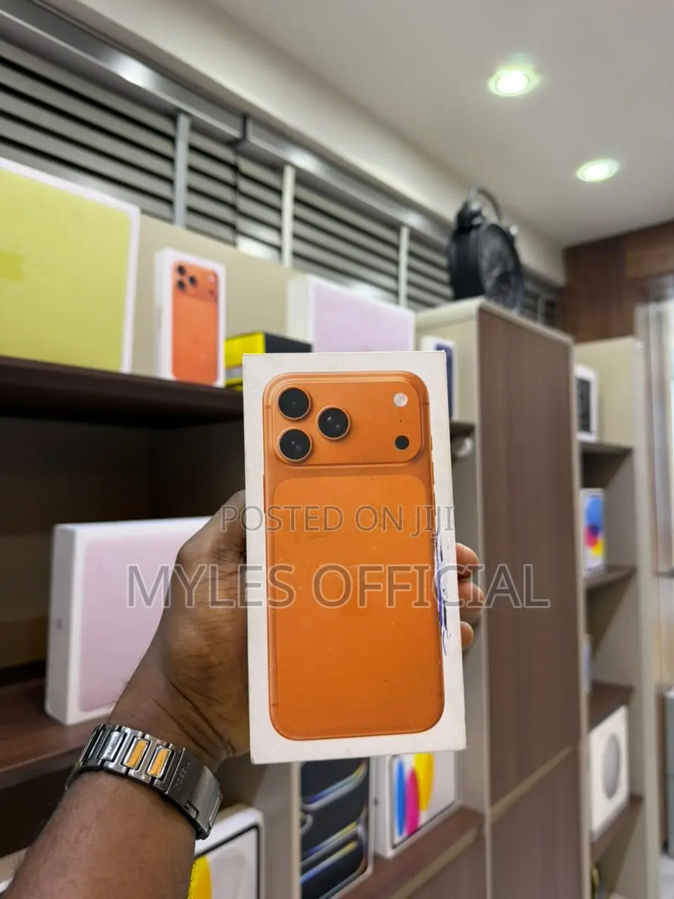 New Apple iPhone 17 Pro Max 256 GB Orange
