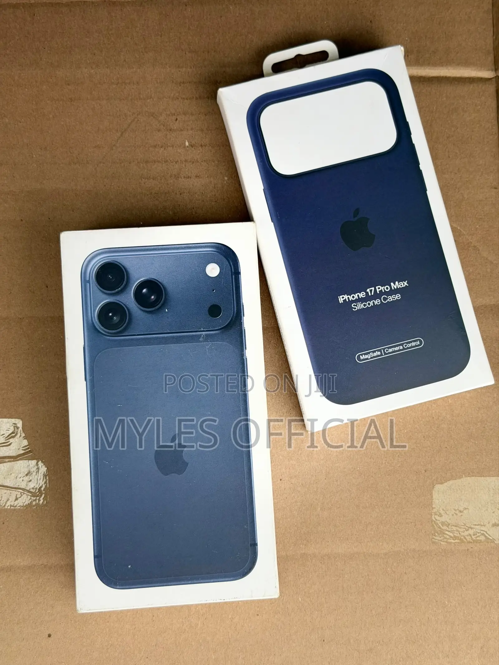 New Apple iPhone 17 Pro Max 256 GB Orange