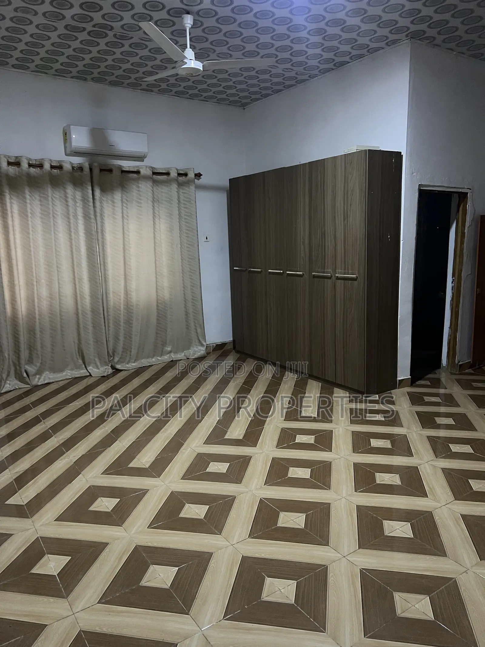 5bdrm House in Atonsu Palcity, Kumasi Metropolitan for rent
