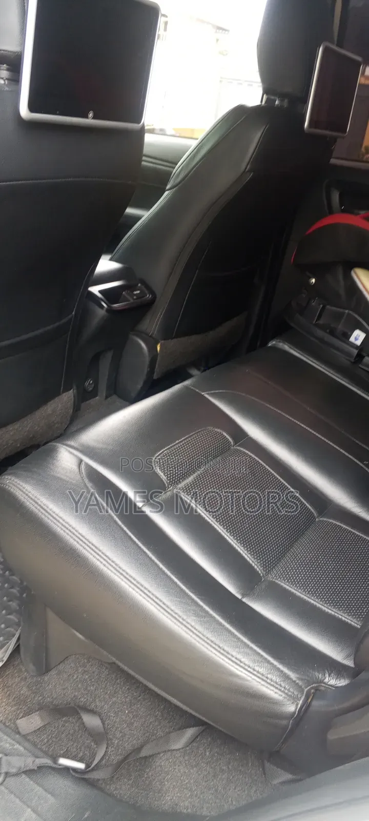 Toyota Fortuner 2021 White