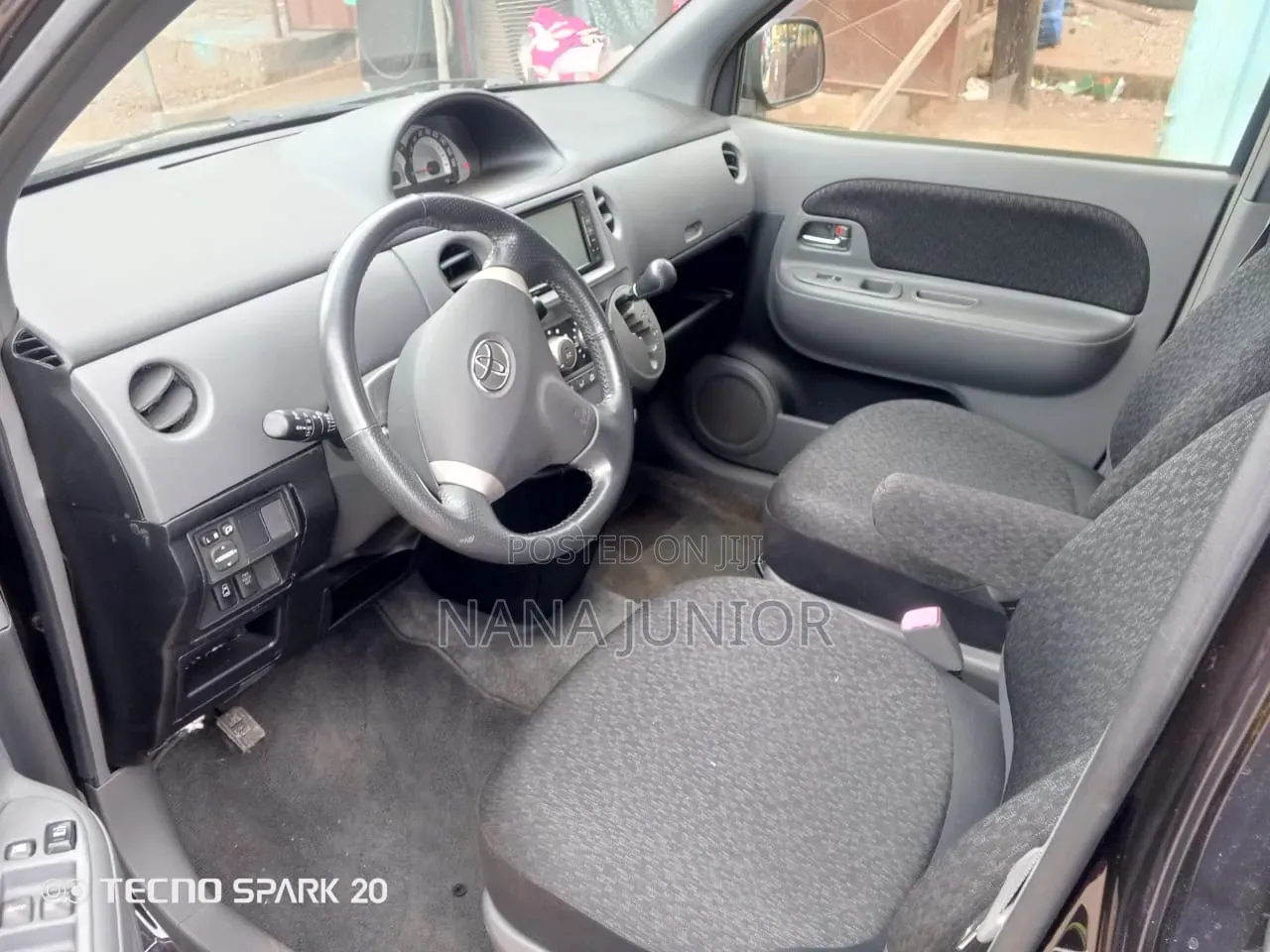 Toyota Sienta 2013 Black
