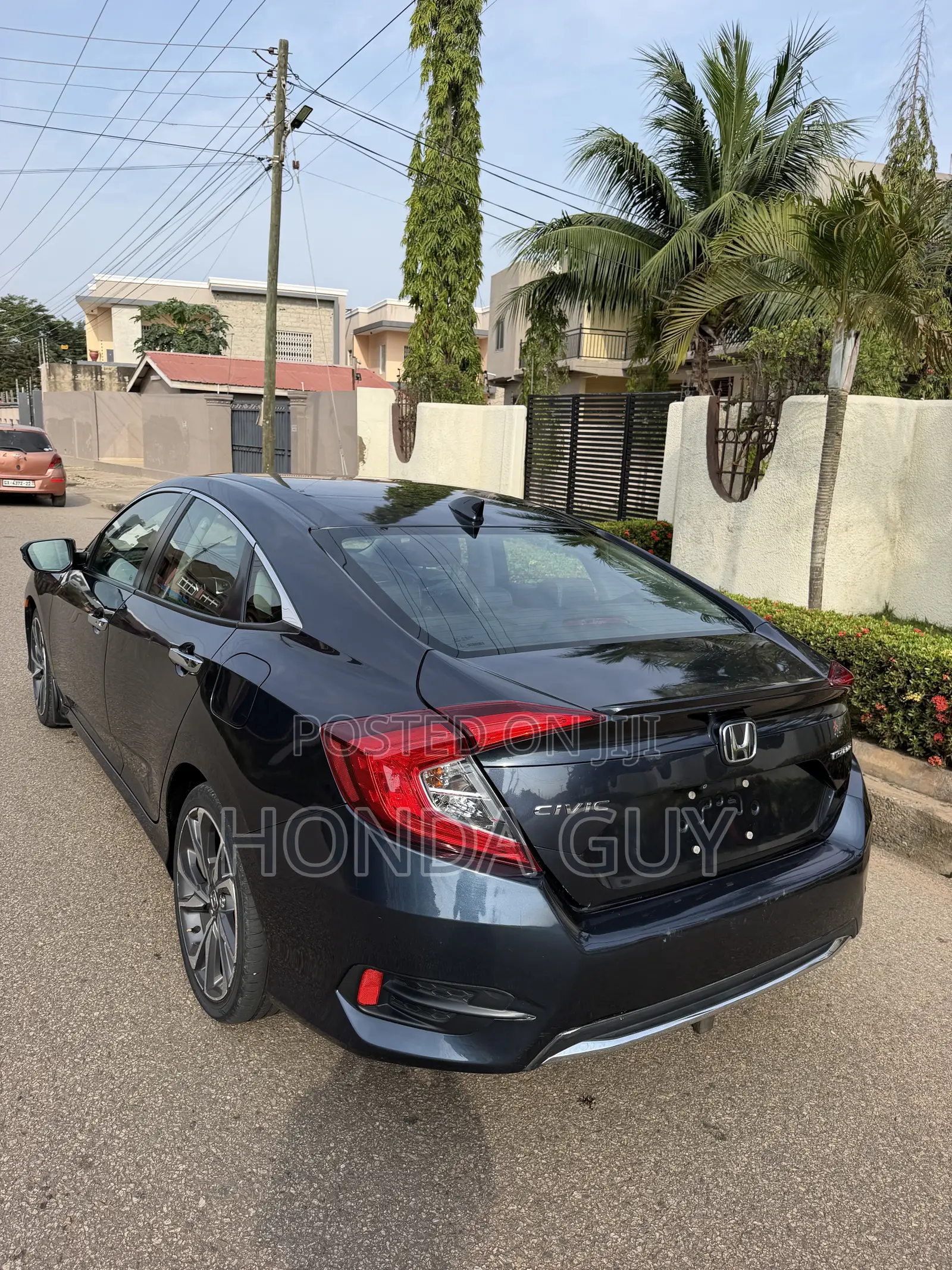 Honda Civic Touring Sedan 2019 Gray