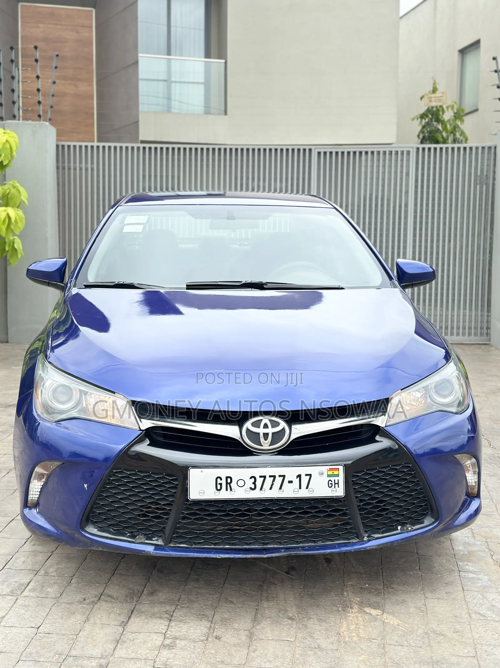Toyota Camry XLE 4dr Sedan (2.5L 4cyl 6A) 2017 Blue