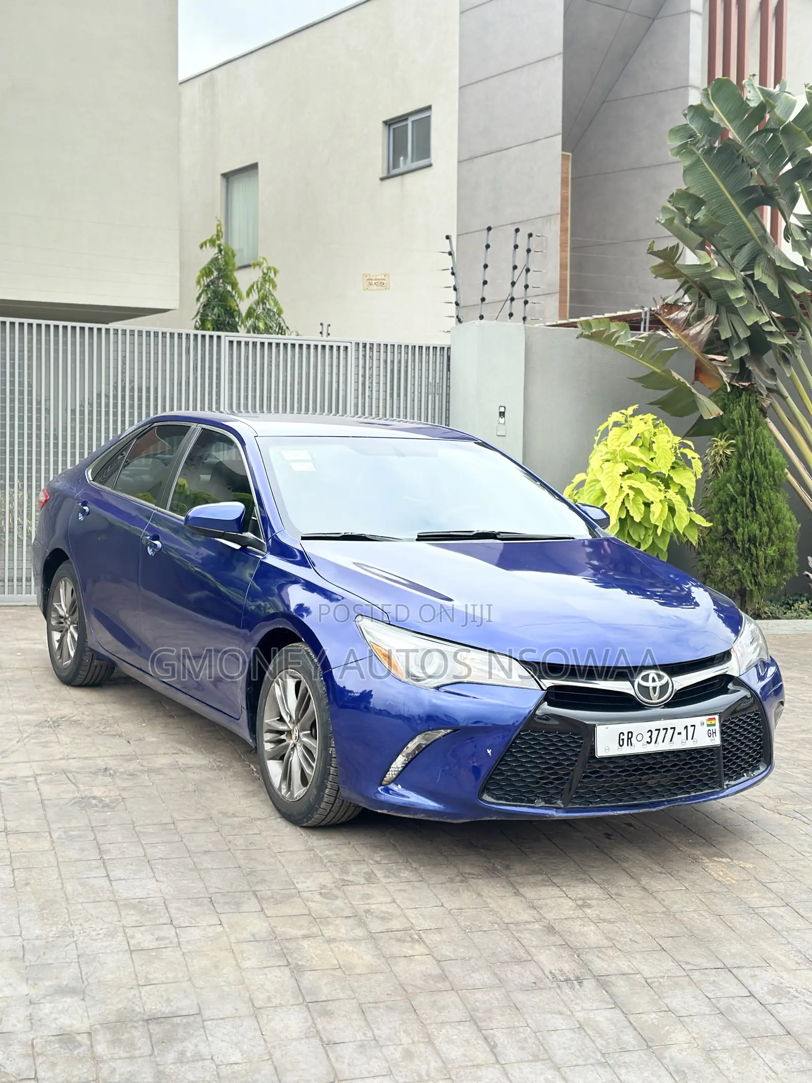 Toyota Camry XLE 4dr Sedan (2.5L 4cyl 6A) 2017 Blue