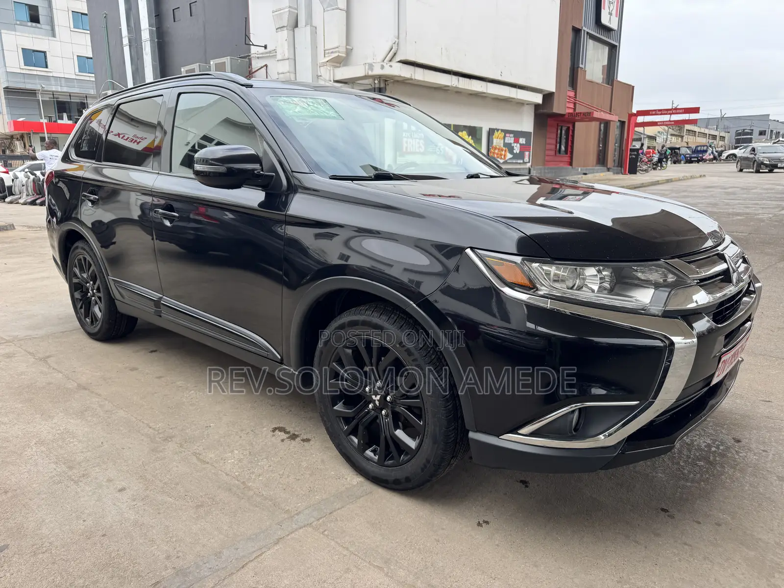 Mitsubishi Outlander SEL FWD 2018 Black