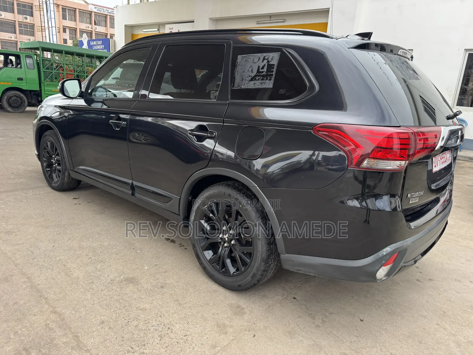 Mitsubishi Outlander SEL FWD 2018 Black