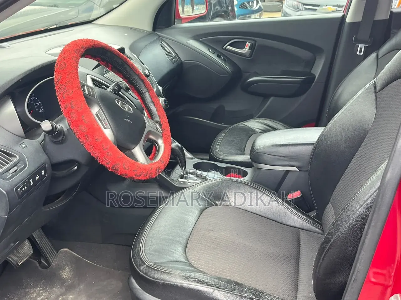 Hyundai Tucson GLS AWD 2013 Red