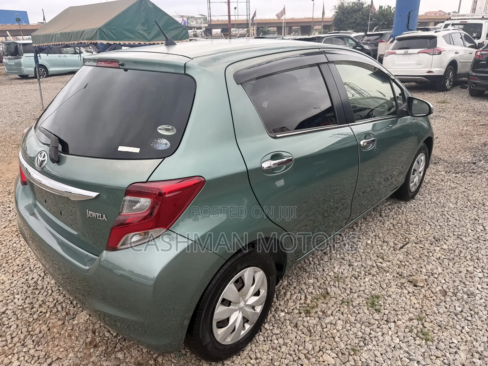 Toyota Vitz 1.3 FWD 3dr 2015 Green