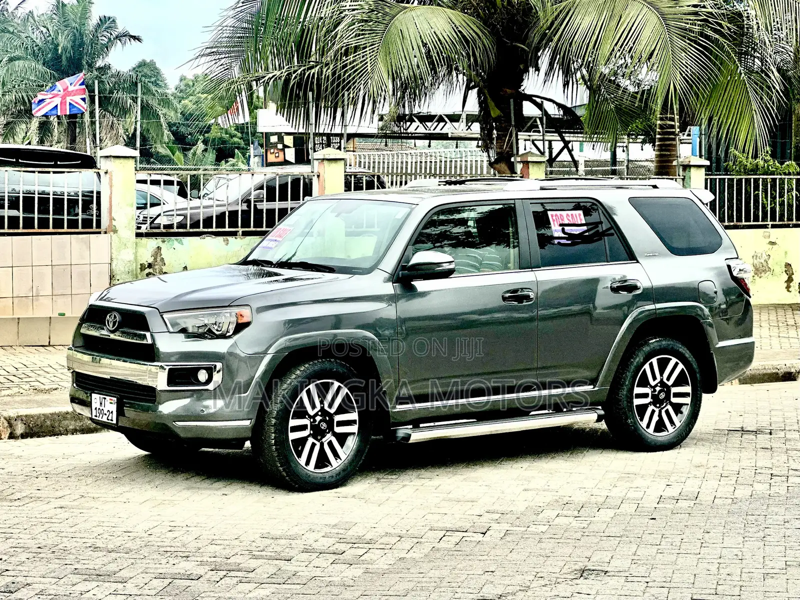 Toyota 4-Runner Limited 4dr SUV 4WD (4.0L 6cyl 5A) 2014 Gray