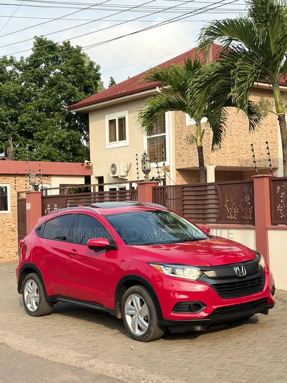 Honda HR-V Sport AWD 2019 Red