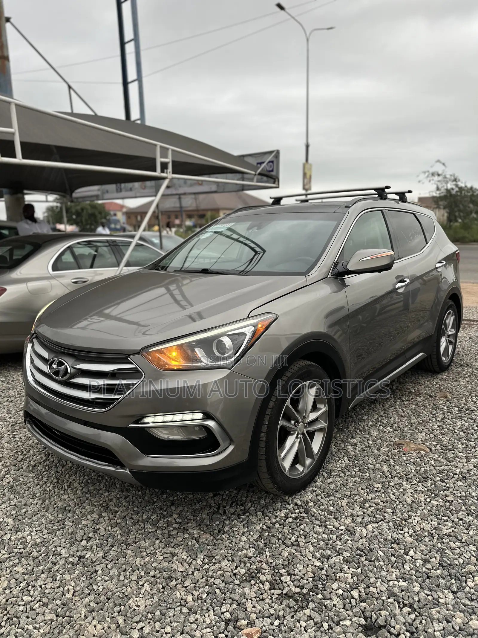 Hyundai Santa Fe SE Ultimate AWD 2017 Gray