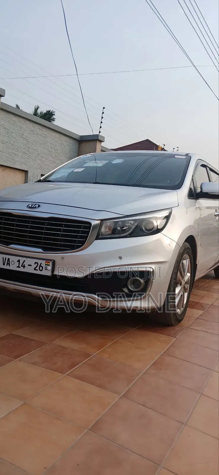 Kia Carnival for Rent