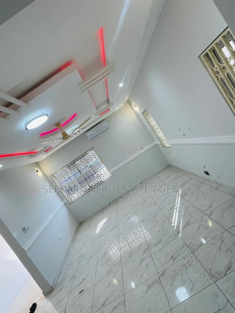 4bdrm Duplex in Sefdard Properties, Pokuase for rent
