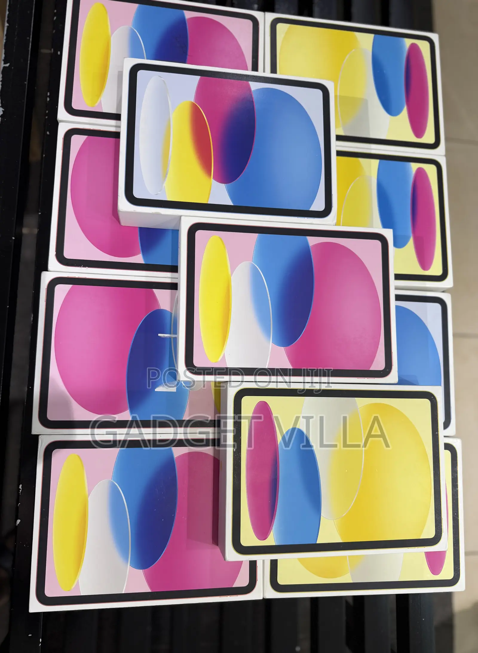 New Apple iPad (2025) 128 GB Yellow