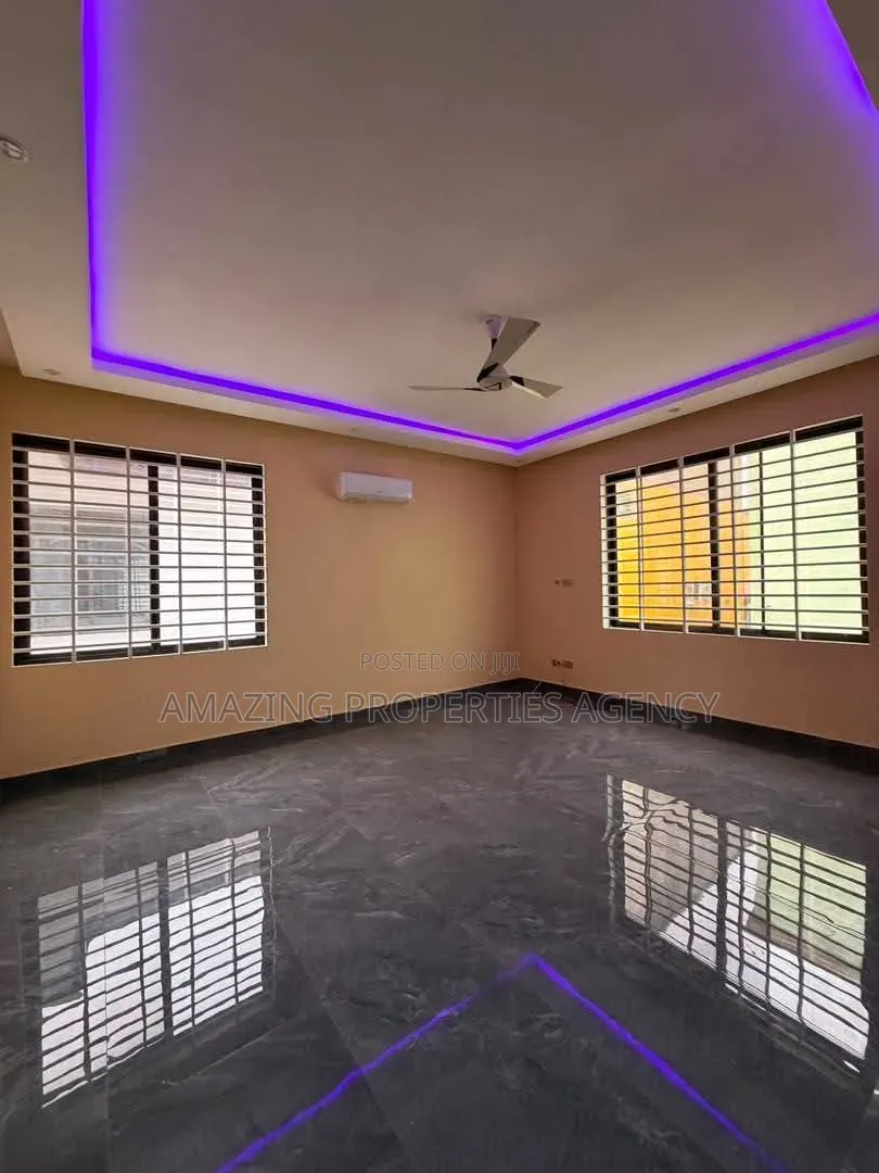 4bdrm House in East Legon, American House for rent