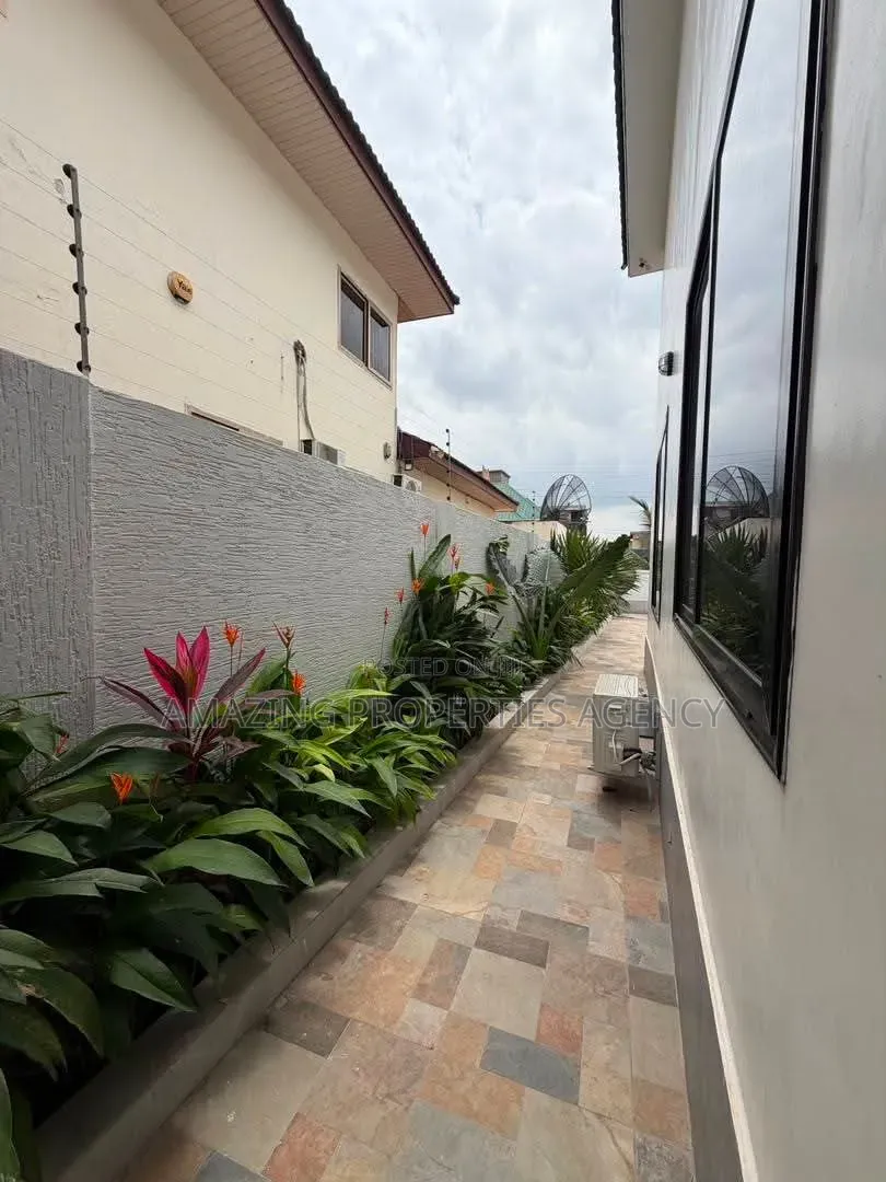 4bdrm House in East Legon, American House for rent