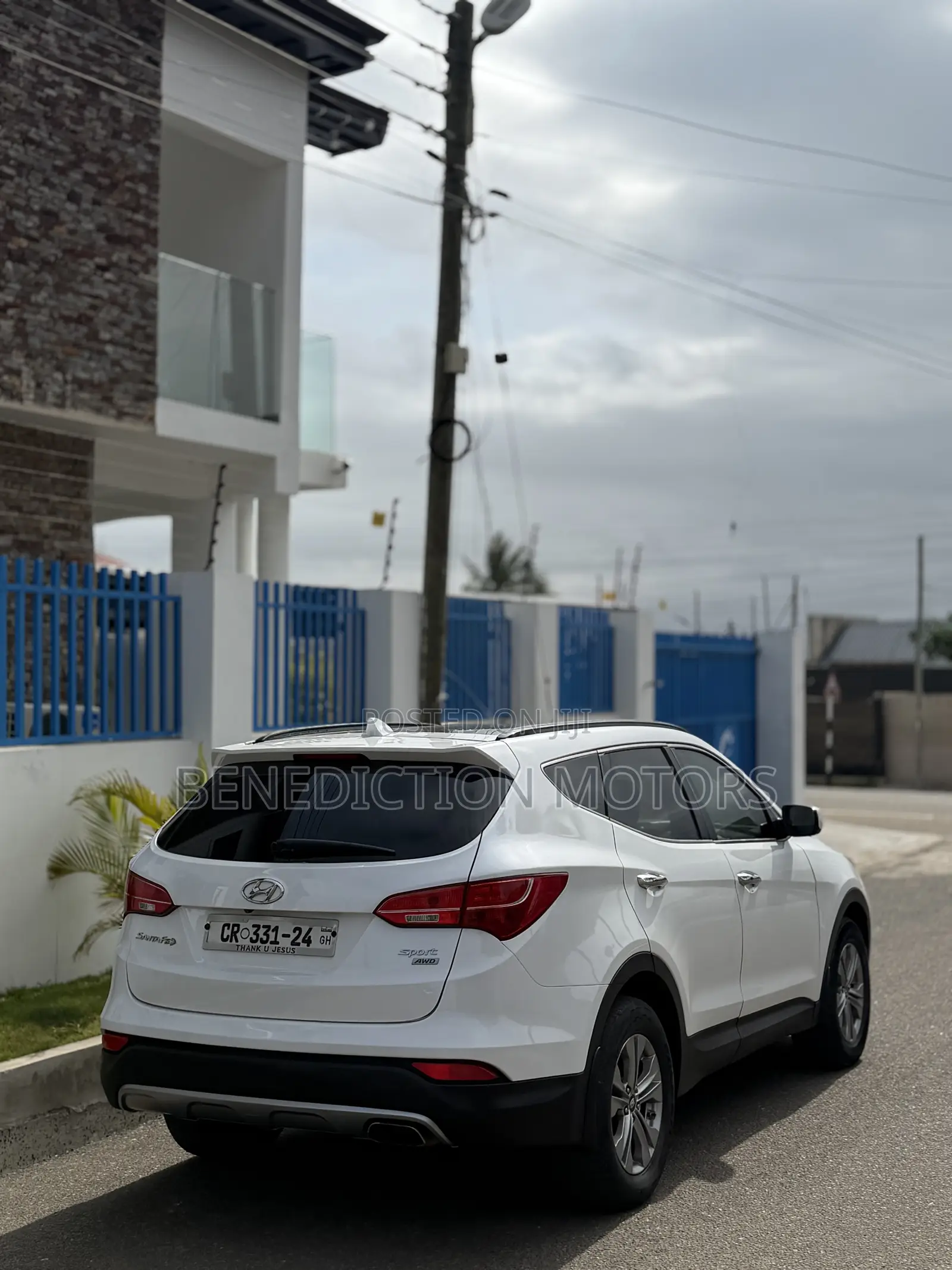 Hyundai Santa Fe SE AWD 2016 White