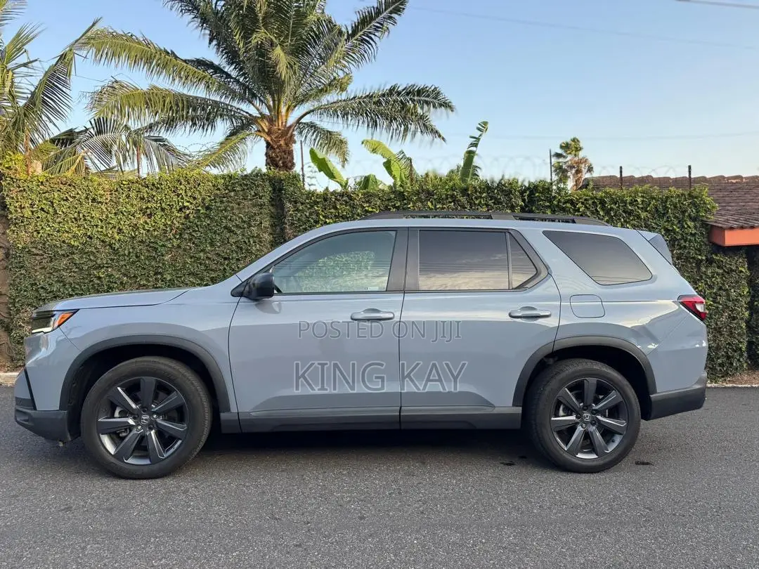 Honda Pilot Sport AWD 2025 Gray