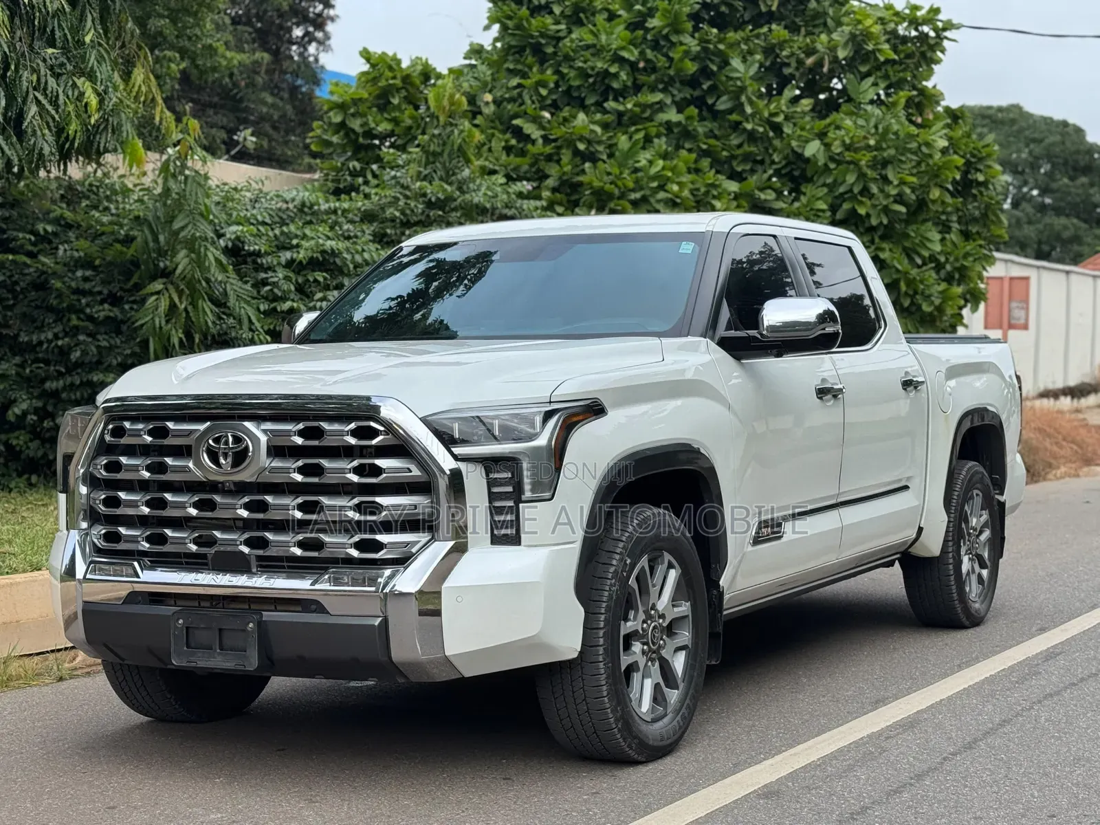 Toyota Tundra 1794 Edition CrewMax 5.5' Bed 2024 White