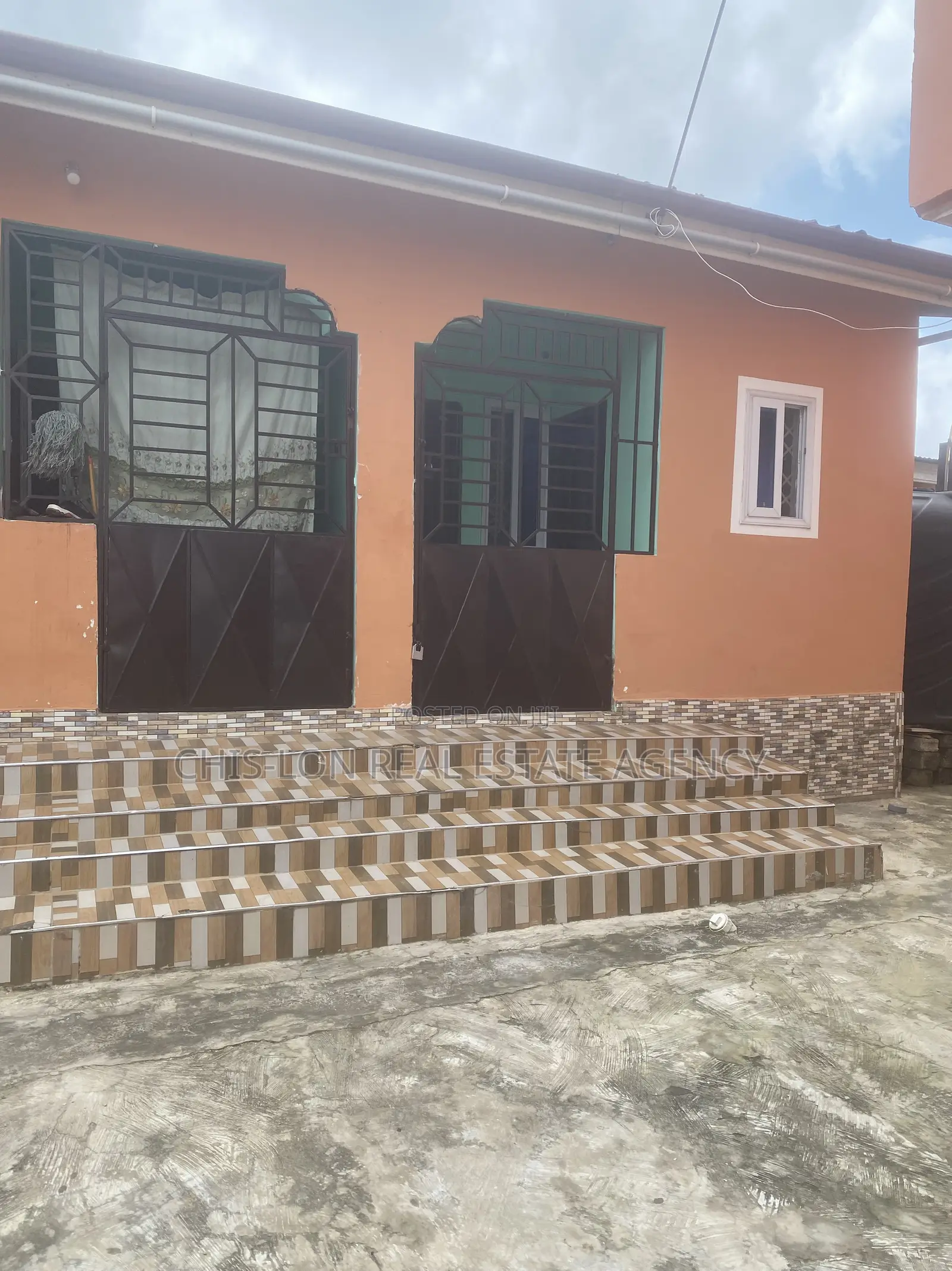 1bdrm Room & Parlour in Chislon Broker’S, Adam Nana for rent