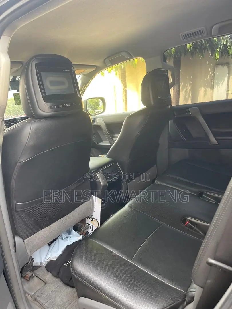 Toyota Land Cruiser Prado 2013 Black